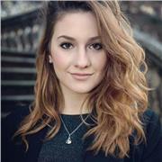 Diplomata in lingue presso il Liceo Linguistico di Biella. Offro lezioni private per supportare in materie come italiano, inglese, francese, o per consolidare il proprio metodo di studio